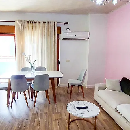 Penthouse Of Downtown Tiran