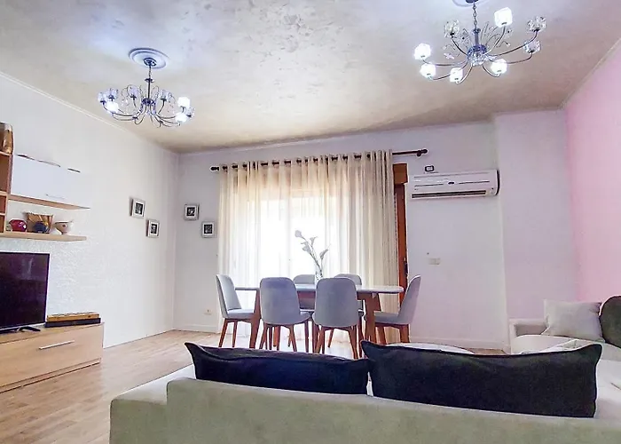 דירה Penthouse Of Downtown טיראנה