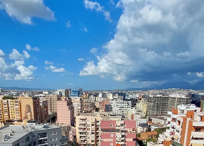 Penthouse Of Downtown Apartman Tirana